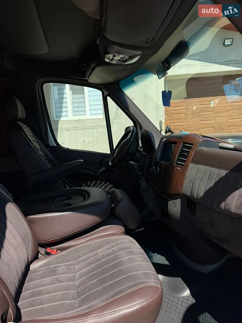 2011 Mercedes-Benz Sprinter - мініатюра 12