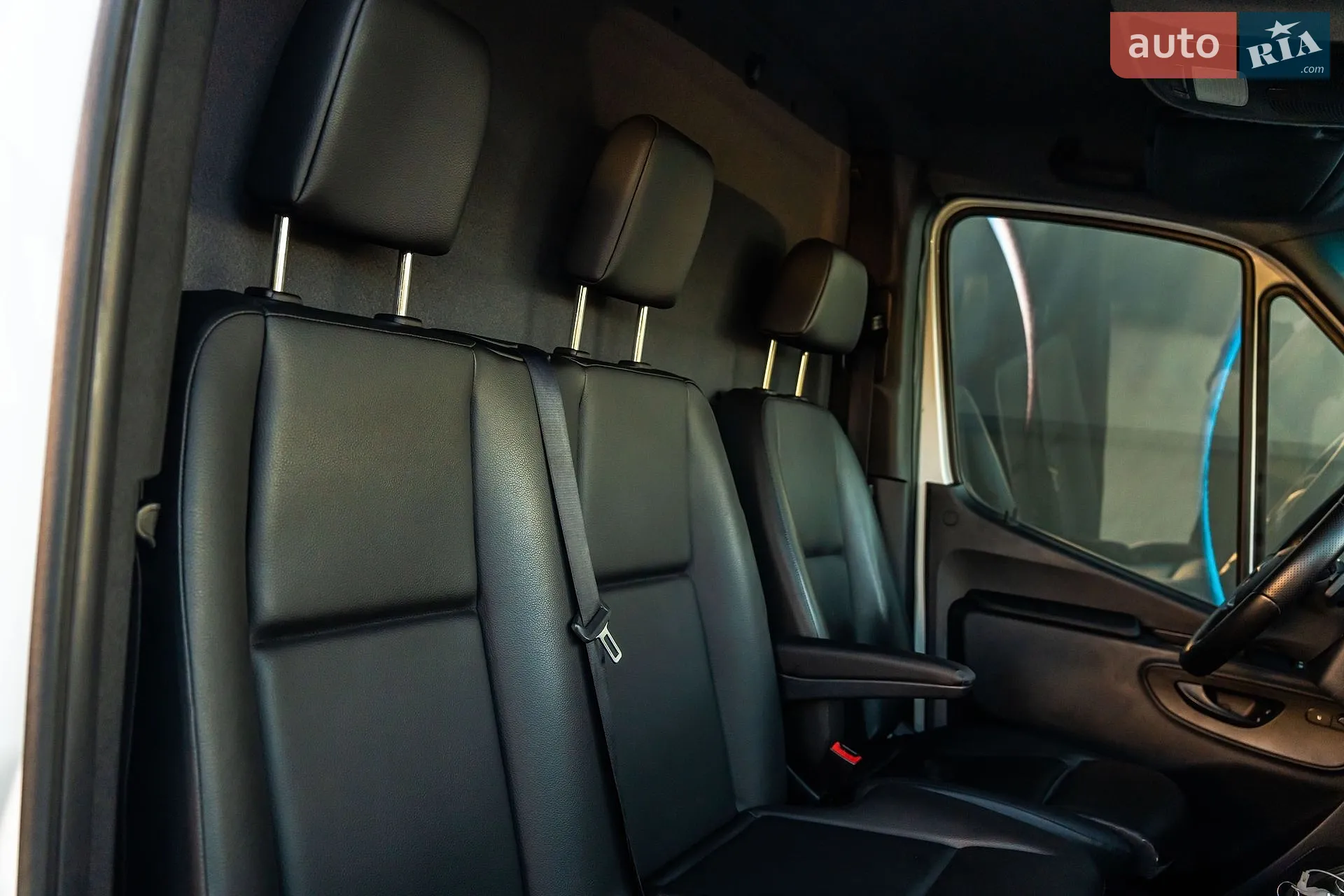 2019 Mercedes-Benz Sprinter - мініатюра 29