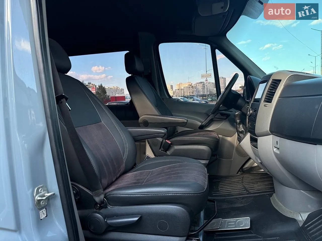 2014 Mercedes-Benz Sprinter - мініатюра 11