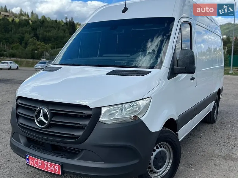Mercedes-Benz Sprinter 2021