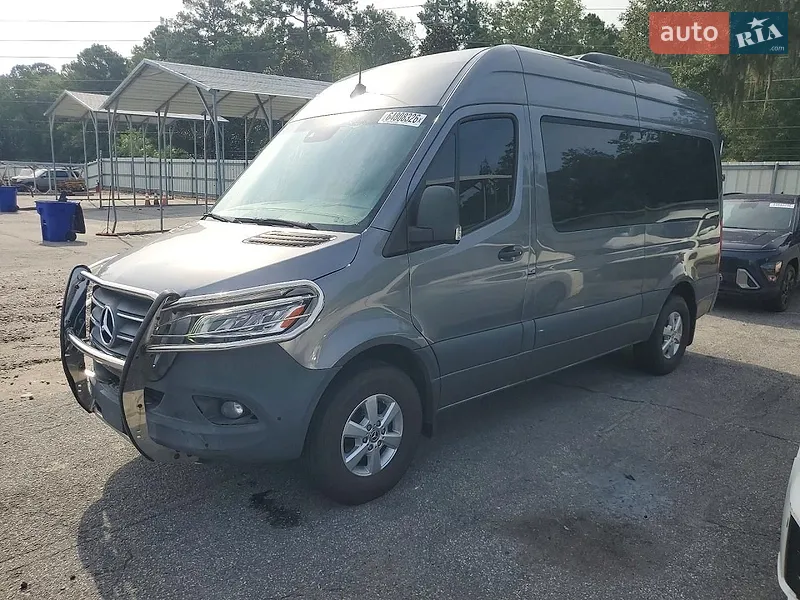 Mercedes-Benz Sprinter 2023