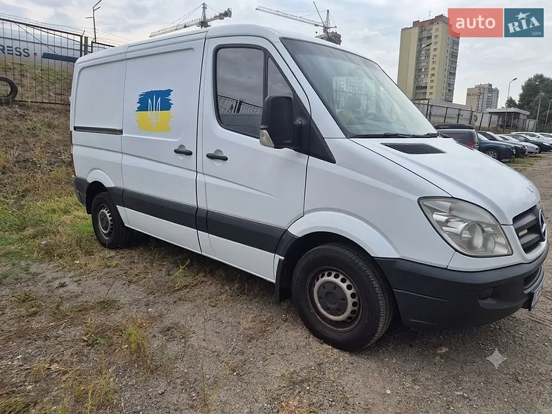 Mercedes-Benz Sprinter 2011