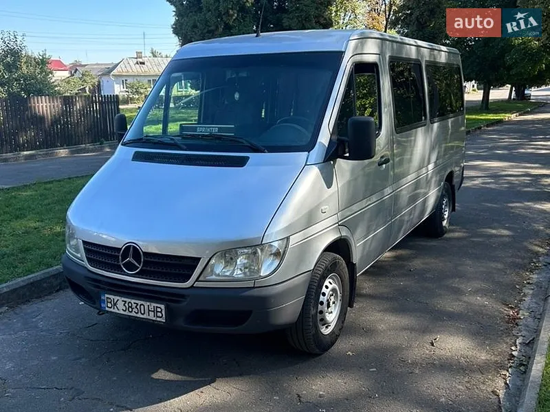 Mercedes-Benz Sprinter