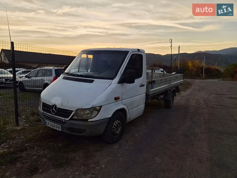 Mercedes-Benz Sprinter 2005