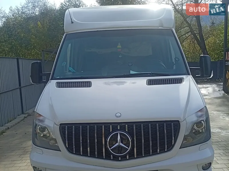 Mercedes-Benz Sprinter 2012