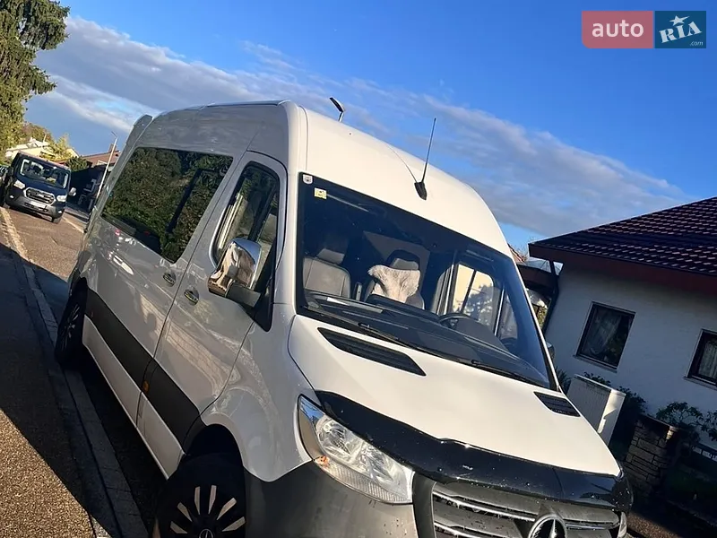 Mercedes-Benz Sprinter