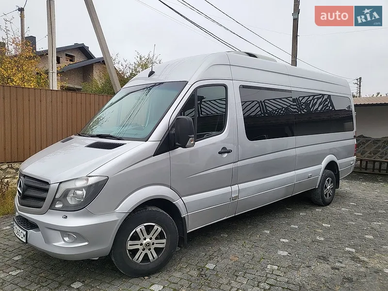 Mercedes-Benz Sprinter