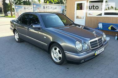 Седан Mercedes-Benz T1 1996 в Черновцах