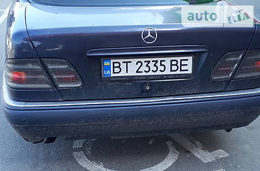 Седан Mercedes-Benz T1 1997 в Херсоні
