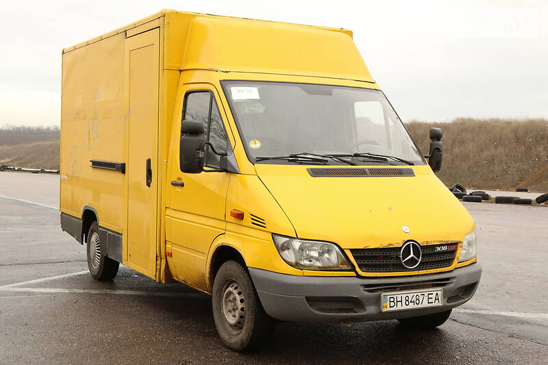 Другие грузовики Mercedes-Benz T1 2003 в 