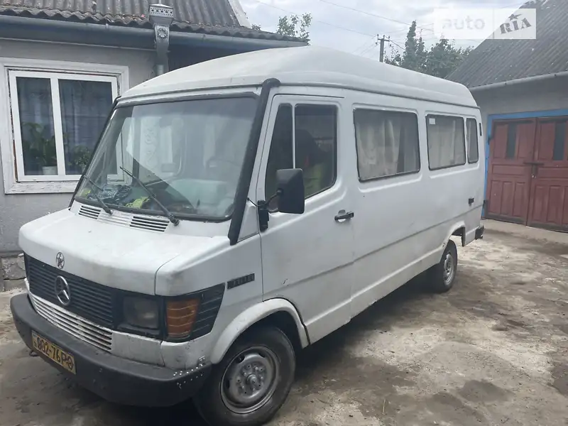 Mercedes-Benz T1 1993