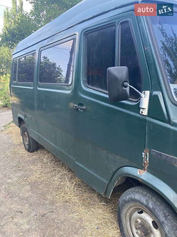 Микроавтобус Mercedes-Benz T1 1990 в Николаеве фото 3 Микроавтобус Mercedes-Benz T1 1990 в Николаеве