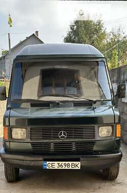 Грузовой фургон Mercedes-Benz T1 1993 в Черновцах