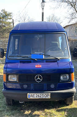 Грузопассажирский фургон Mercedes-Benz T1 1993 в Каменском