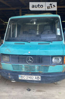 Грузовой фургон Mercedes-Benz T1 1992 в 