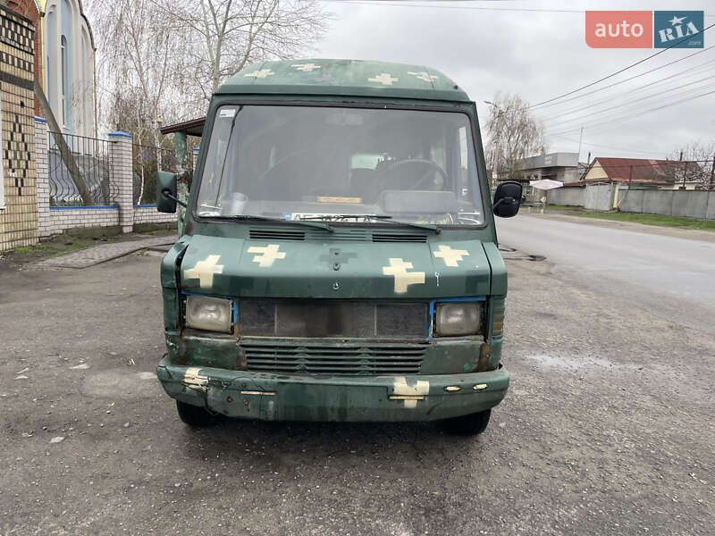 Микроавтобус Mercedes-Benz T1 1994 в Днепре
