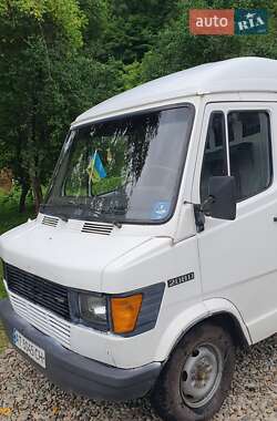 Грузопассажирский фургон Mercedes-Benz T1 1993 в 