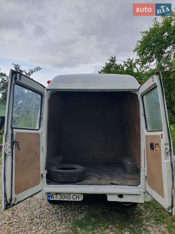 Грузопассажирский фургон Mercedes-Benz T1 1993 в Косове