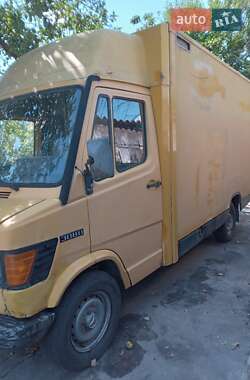 Вантажний фургон Mercedes-Benz T1 1994 в Києві