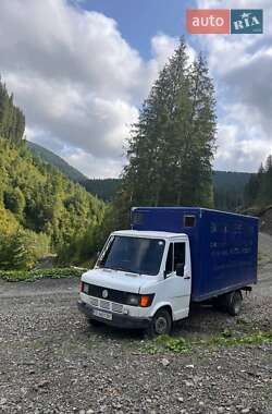 Для перевозки животных Mercedes-Benz T1 1989 в 