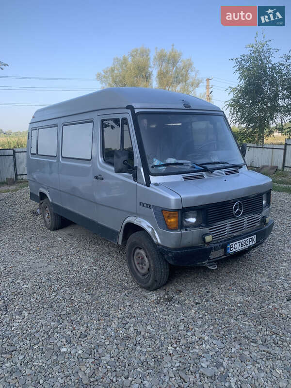 Мікроавтобус Mercedes-Benz T1 1994 в Жидачові