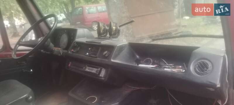 Грузовой фургон Mercedes-Benz T1 1994 в Киеве