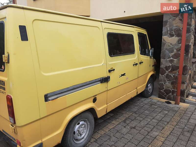 Вантажопасажирський фургон Mercedes-Benz T1 1994 в Східниці фото 12 Вантажопасажирський фургон Mercedes-Benz T1 1994 в Східниці