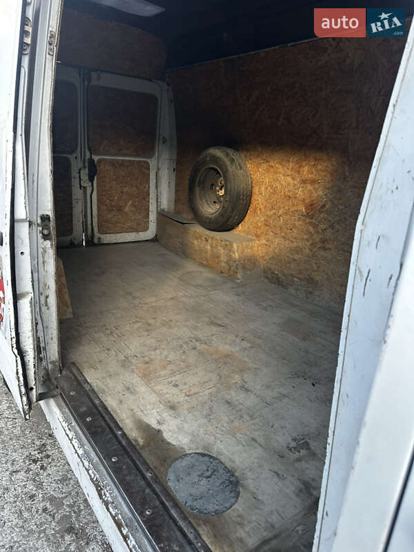 Грузовой фургон Mercedes-Benz T1 1994 в Запорожье