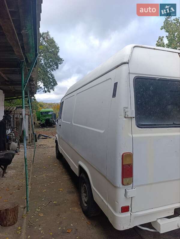 Інші вантажівки Mercedes-Benz T1 1989 в Первомайську
