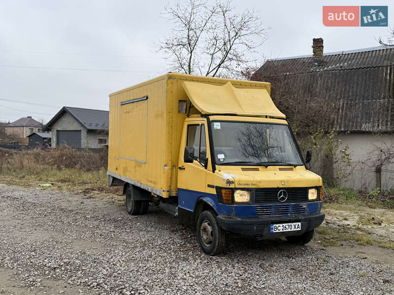Вантажний фургон Mercedes-Benz T1 1994 в Львові