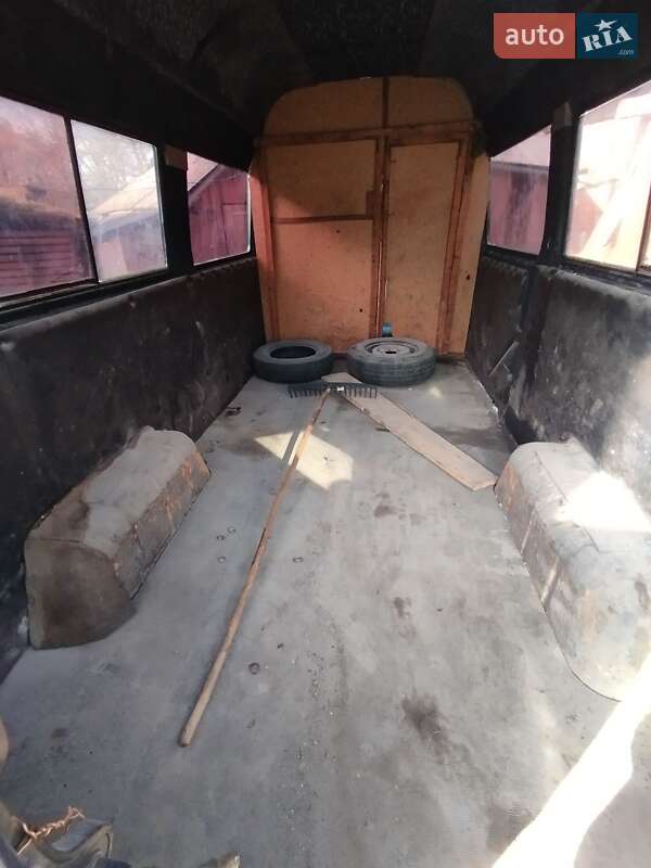 Вантажопасажирський фургон Mercedes-Benz T1 1993 в Старому Самборі фото 2 Вантажопасажирський фургон Mercedes-Benz T1 1993 в Старому Самборі