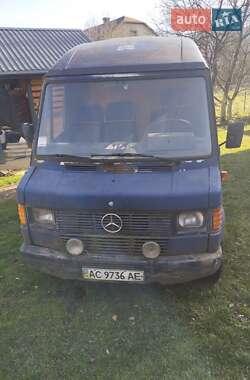 Грузопассажирский фургон Mercedes-Benz T1 1993 в Старом Самборе