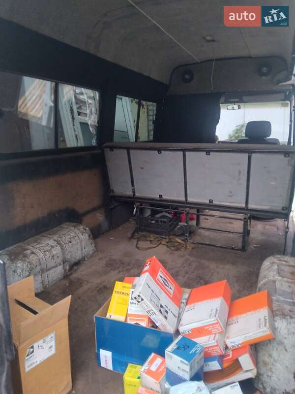 Грузопассажирский фургон Mercedes-Benz T1 1994 в Киеве