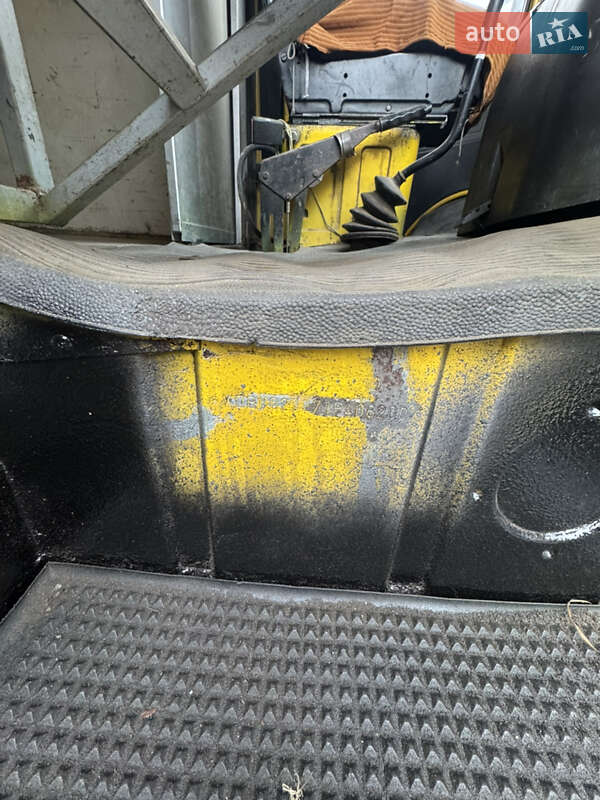 Грузовой фургон Mercedes-Benz T1 1995 в Славуте