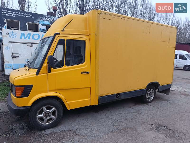 Mercedes-Benz T1 1995 Mercedes-Benz T1 1995