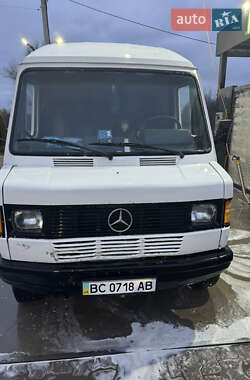 Вантажопасажирський фургон Mercedes-Benz T1 1995 в Галичі