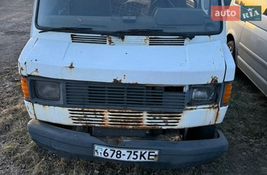 Мінівен Mercedes-Benz T1 1991 в Києві