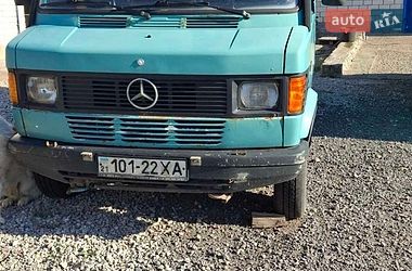Вантажний фургон Mercedes-Benz T1 1993 в Мерефа