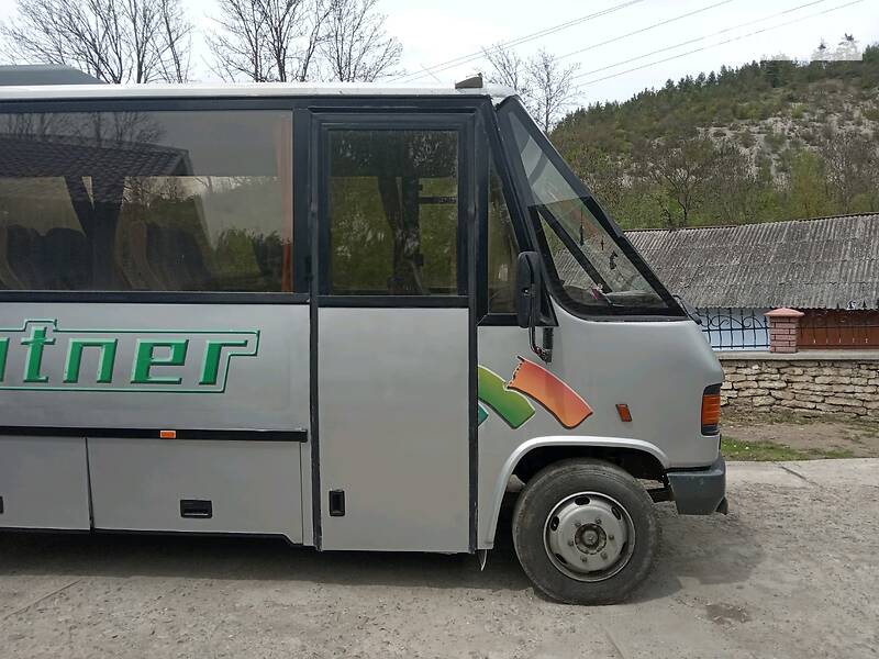 Туристичний / Міжміський автобус Mercedes-Benz T2 1992 в Івано-Франківську