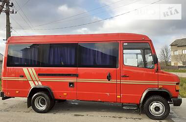 Микроавтобус Mercedes-Benz T2 1995 в Новоселице