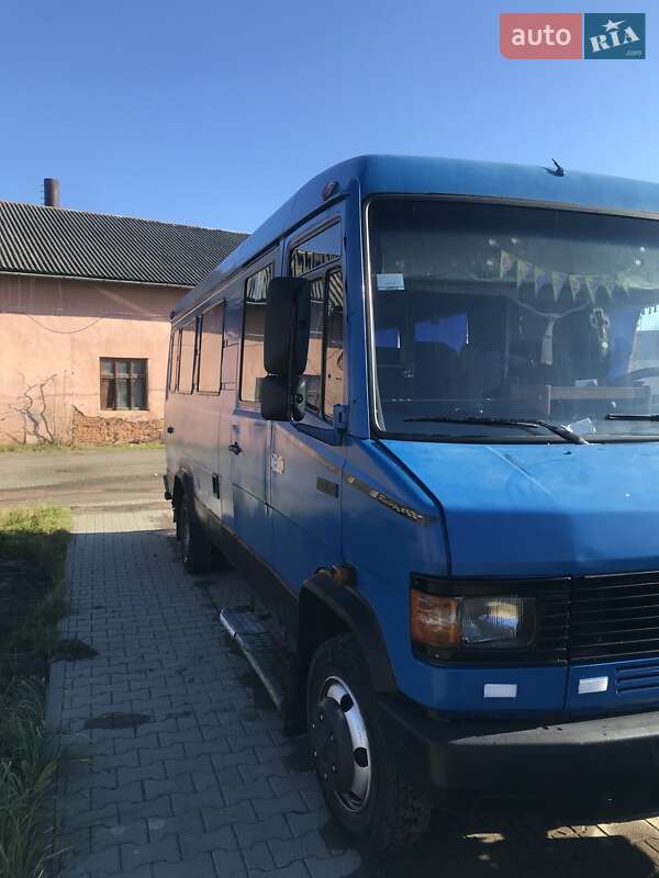 Мікроавтобус Mercedes-Benz T2 1992 в Косові