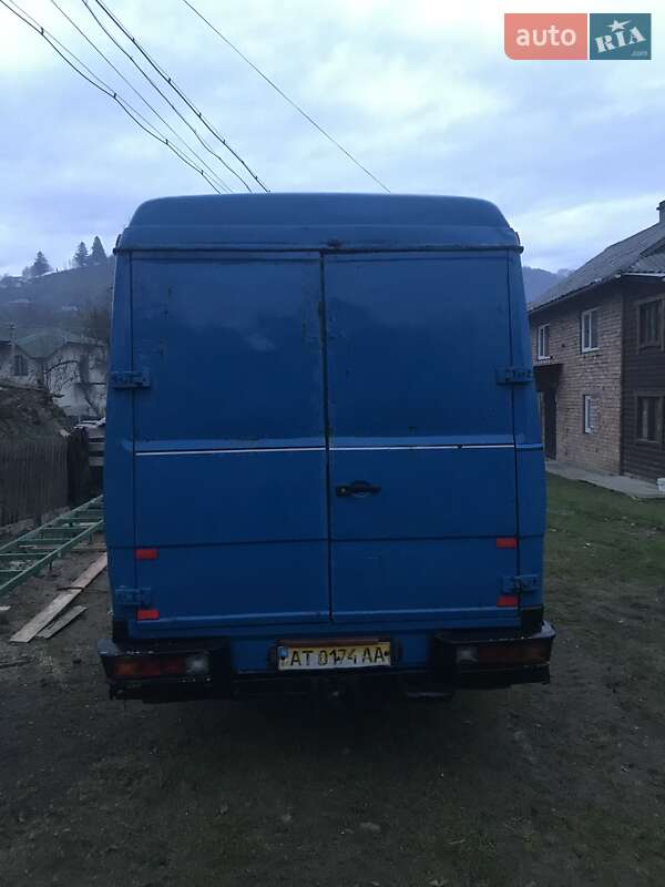 Мікроавтобус Mercedes-Benz T2 1992 в Косові