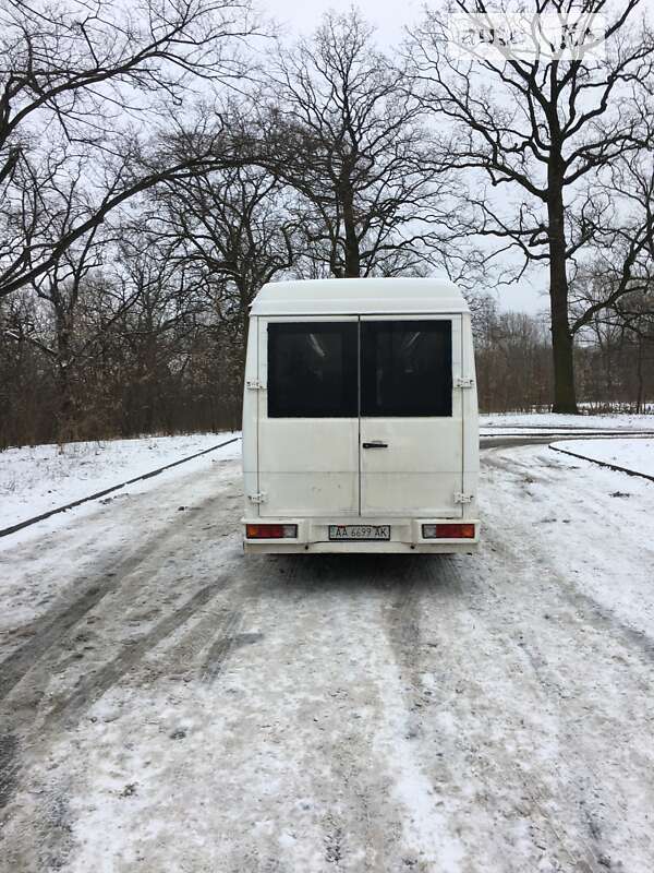 Микроавтобус Mercedes-Benz T2 1995 в Киеве