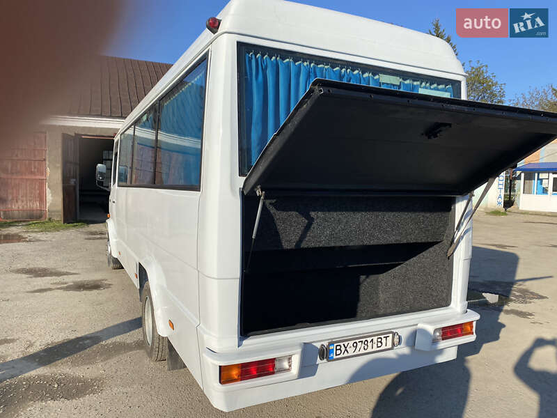 Пригородный автобус Mercedes-Benz T2 1991 в Хмельницком