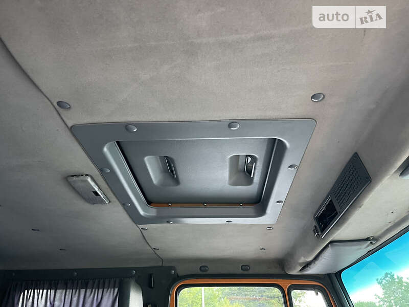 Евакуатор Mercedes-Benz T2 1998 в Рівному фото 12 Евакуатор Mercedes-Benz T2 1998 в Рівному