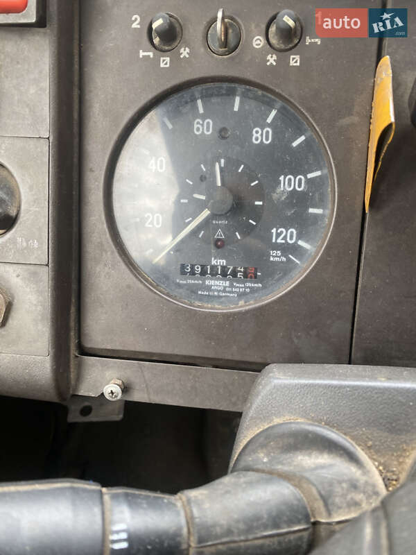 Пригородный автобус Mercedes-Benz T2 1996 в Луцке