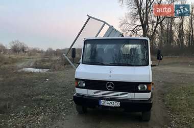 Грузовой фургон Mercedes-Benz T2 1993 в Черновцах