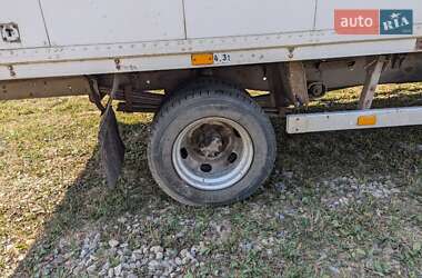 Грузовой фургон Mercedes-Benz T2 1990 в 