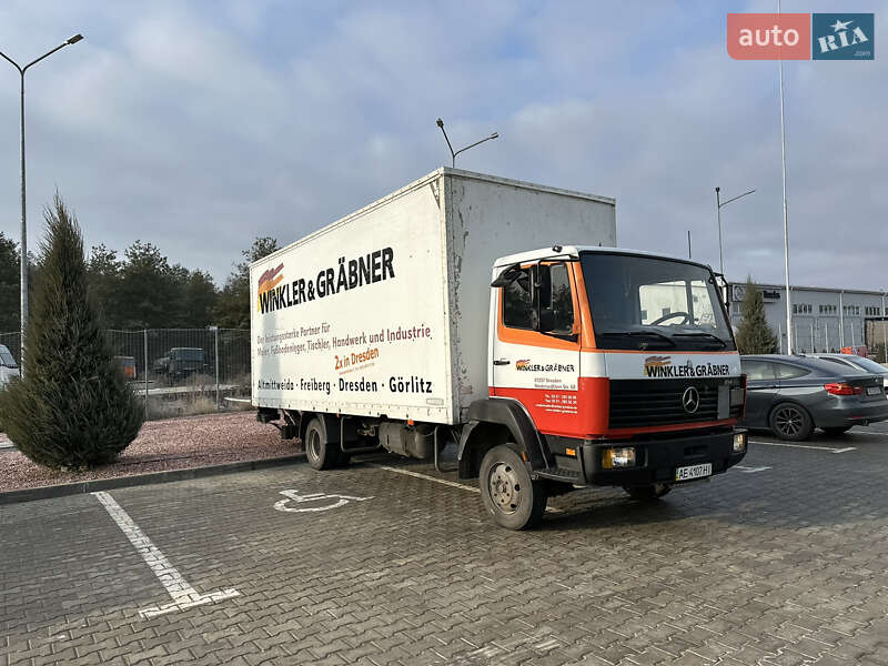 Вантажний фургон Mercedes-Benz T2 1997 в Дніпрі