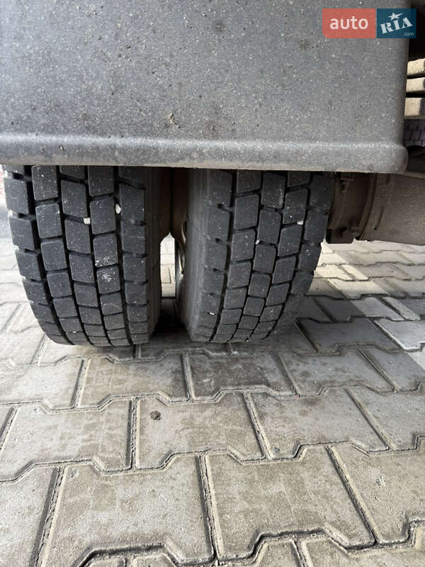 Вантажний фургон Mercedes-Benz T2 1997 в Дніпрі